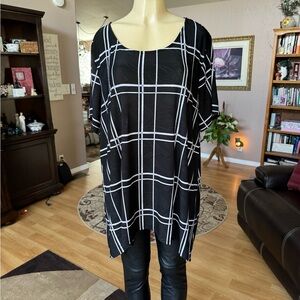 Black and White Checkered Women's Top
